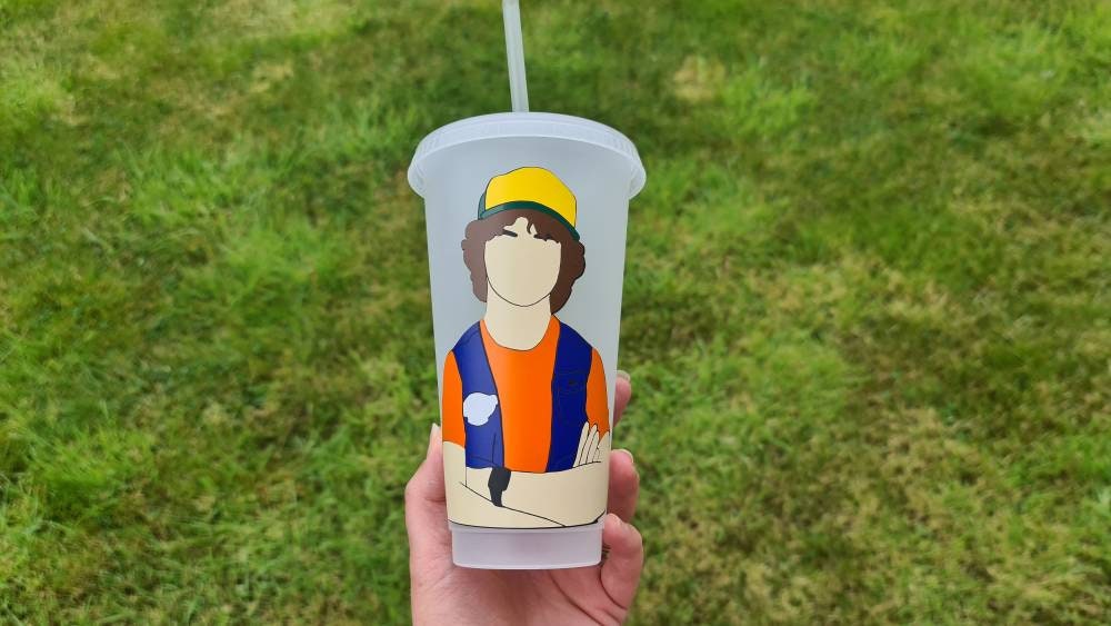 Dustin Henderson 24oz Cold Cup / Starbucks Custom Tumbler Cup / Personalised Stranger Things / Reusable Quotes Cup Straw and Lid Gift